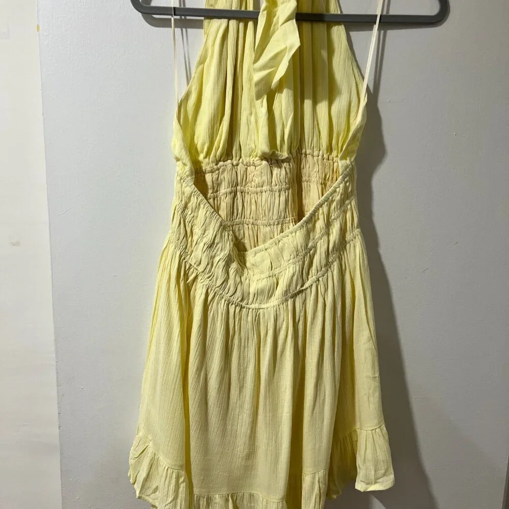 🏷 *NWT* 🌻 VICI Aster Halter Smocked Mini Dress | Size L 🌻 - Picture 6 of 8